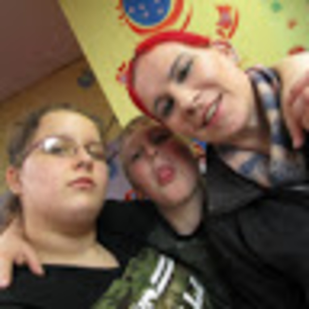 Meet your Posher, Courtney